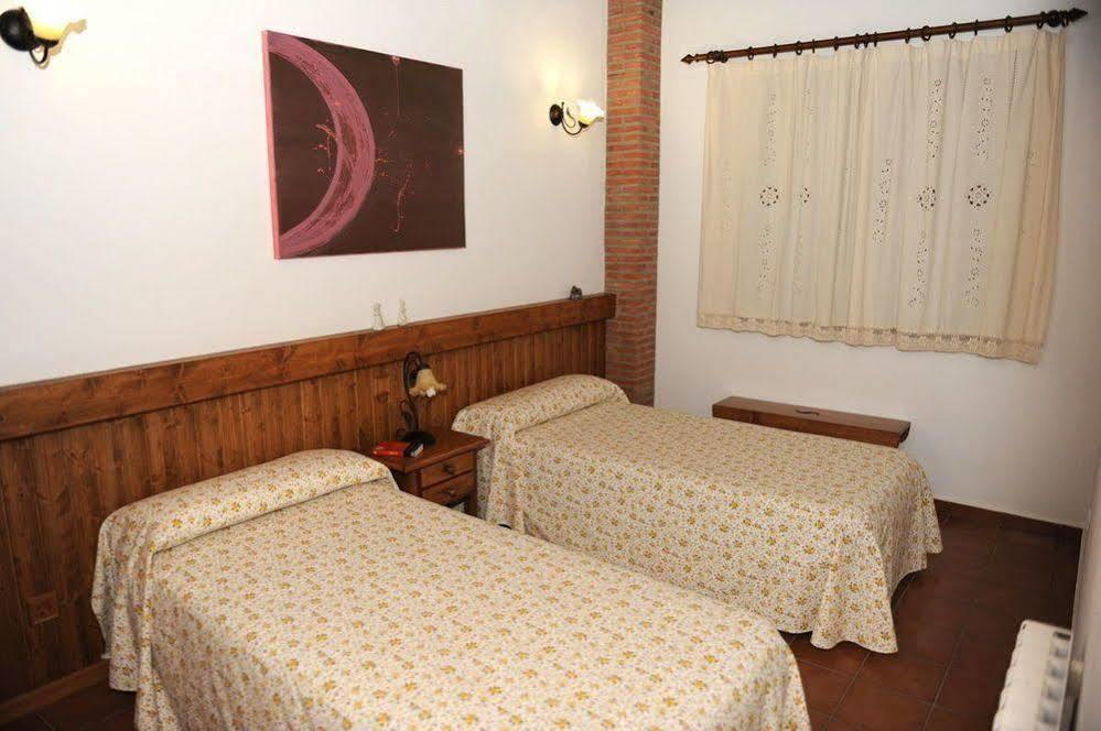Apartamentos Rurales Monfraguee Torrejón el Rubio Extérieur photo